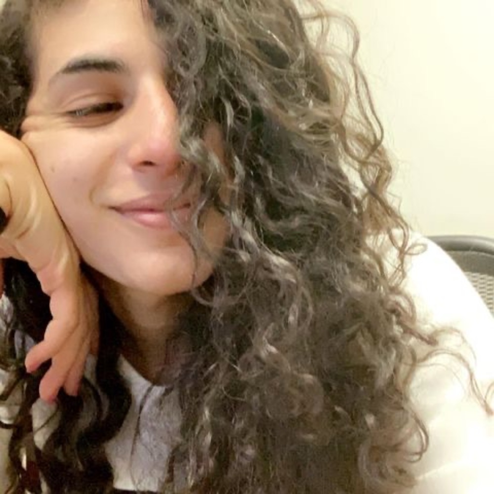 Meet your Posher, Marina